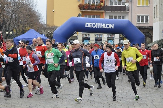 Sportowcy na trasie Brzeskiego Biegu Niepodległości