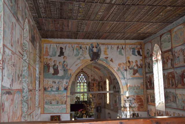 wczesnogotyckie malowidła opisujące Stary i Nowy Testament