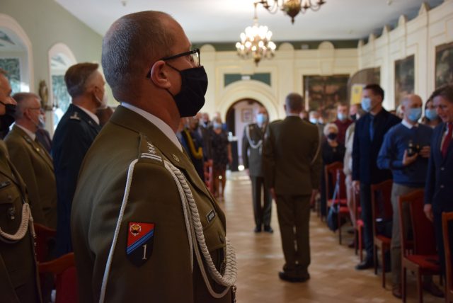 Wojskowa administracja świętuje